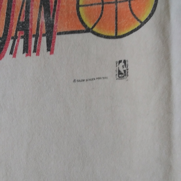 1996 SKYBOX MICHAEL JORDAN t shirt - Picture 6 of 13